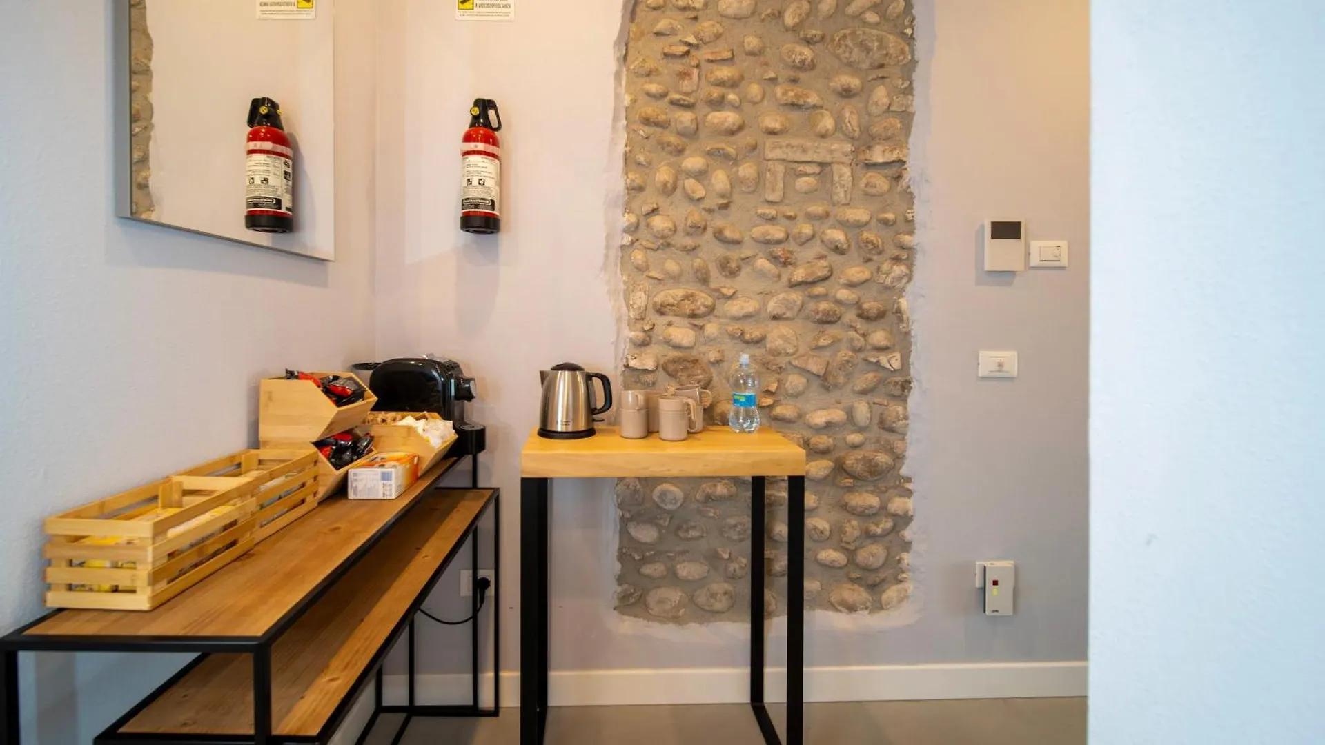 Corte Genovesa Rooms I Destiny Home فيرونا إيطاليا