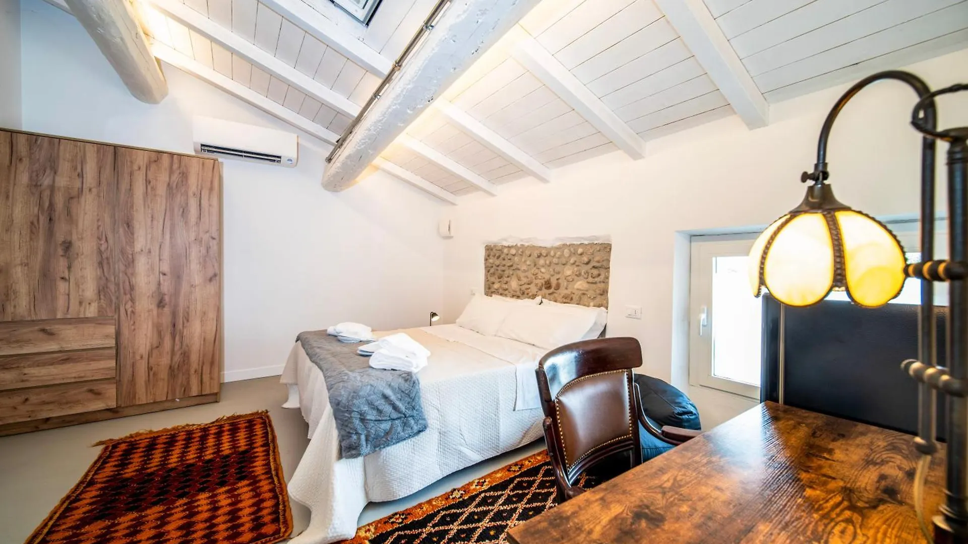 بيت ضيافة Corte Genovesa Rooms I Destiny Home فيرونا