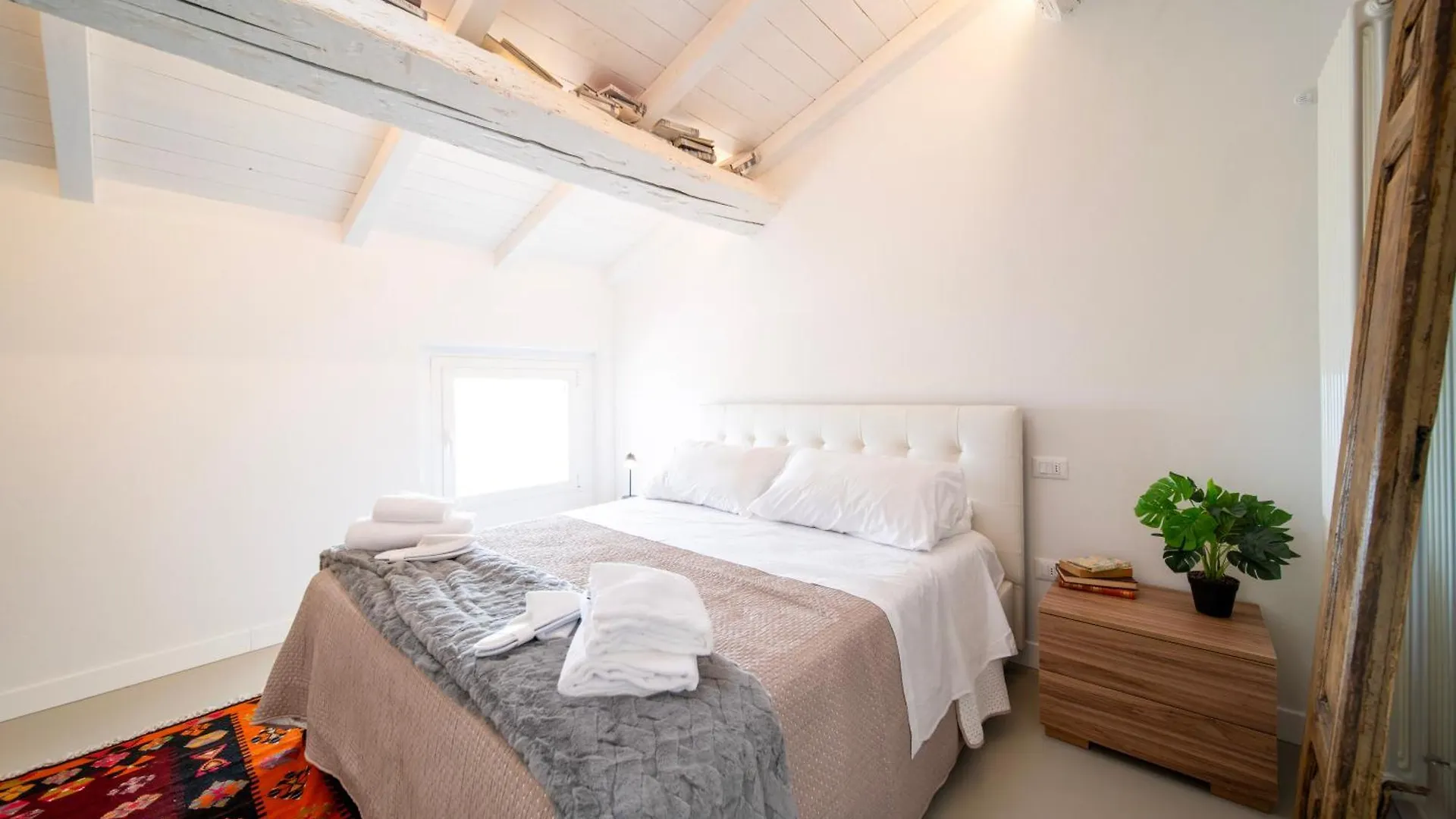 Corte Genovesa Rooms I Destiny Home فيرونا
